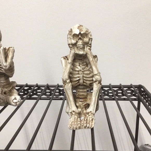 New Three Skeletons Poses Hear No Evil, See No Evil ,Speak No Evil Art - Picture 4 of 13